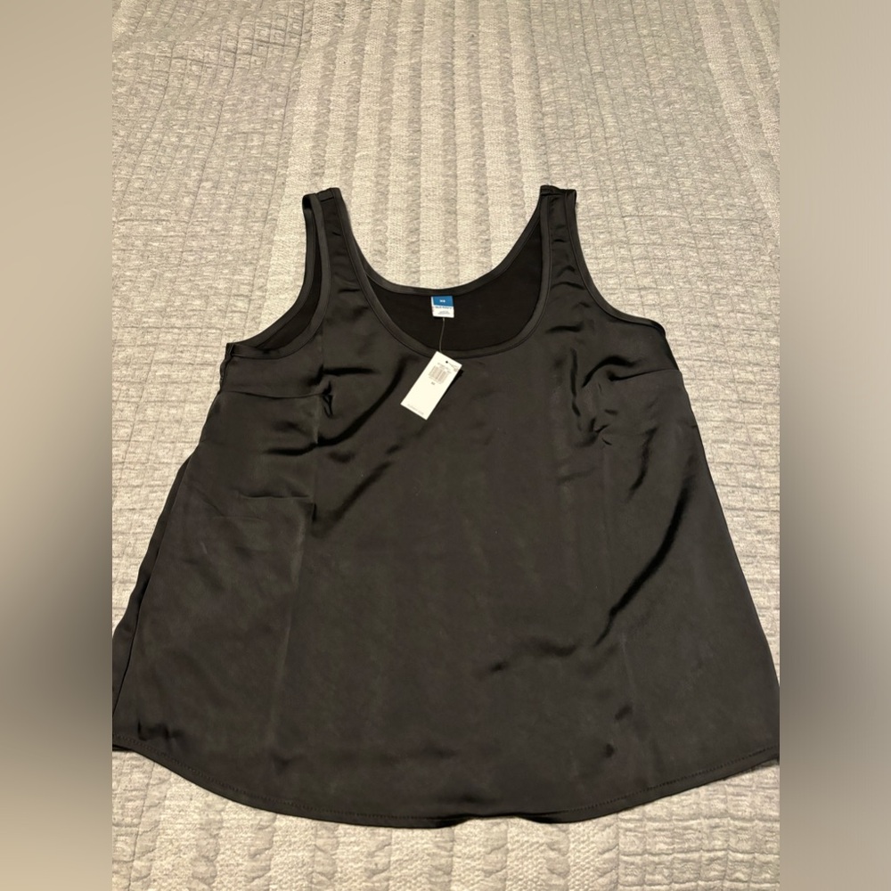 Old Navy Sleeveless Satin Top NWT